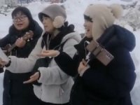 Güney Koreli turistlerden ekiplere moral