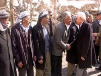 Vali Alimoğlu köy ziyaretlerinde