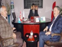 Özbek'ten BDP'li başkana ziyaret