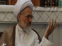 İranlı din adamı: Su içmek orucu bozmaz