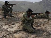 İran askerleri ticaret yapanlara saldırdı
