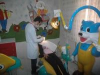 Hakkari'de çocuklar için diş kliniği açıldı