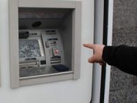Olaylar'da banka ATM'leri zarar gördü,