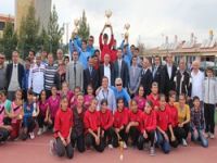 Anadolu yıldızları atletizmde yarıştı