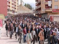Hakkari'de kobani'ye destek yürüyüşü