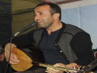 Kürt Sanatçı Mem Ararat Hakkari'de konser verdi