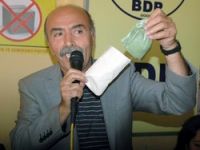 BDP Cemil Çiçek'e kına yaktı