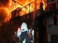 Alanya'da HDP İlçe Binası Ateşe Verildi