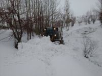 Hakkari'de 66 köy, 120 mezra yolu kapandı