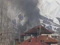 Yüksekova'da çatışmalar şiddetlendi