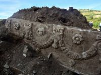 2000'li yıllara ait Lahit mezarı bulundu