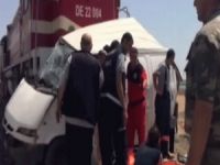 Elazığ’da işçileri taşıyan minibüse tren çarptı: 7 kişi öldü