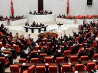 AK Parti Rektör Atamalarıyla İlgili Tartışmalı Önergeyi Geri Çekti