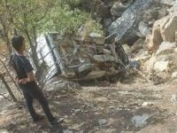 Çukurca'daki kazada ölüm teğet geçti