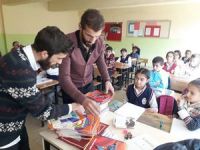 Hakkari CHP’den eğitime destek!