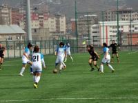 Hakkarigücü- Sivas Gazi Lisesi Spor’u 5-1 mağlup etti
