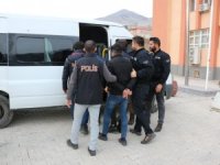 Hakkari'de 13 şahıs gözaltına alındı!