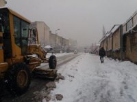 Hakkari’de kar yağışı yeniden başladı