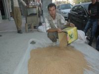Hakkari'de fitrelik buğday satışları başladı