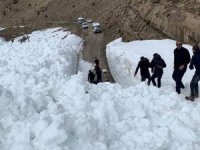 Kar kalınlığı 8 metreyi buldu