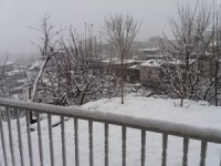 Hakkari’de Nisan ayı sonunda kar sürprizi