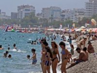 Antalya bayramda 400 bin turist ağırladı
