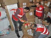 Kızılay Şubesinden 200 aileye gıda yardımı