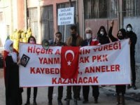 Aileler HDP önünde eylem yaptı