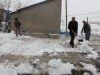 Belediye'den karla mücedele çalışması