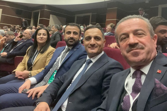 ak-parti-019.jpg