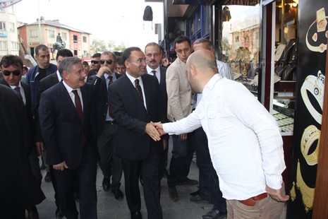 bakan-bozdag-7.jpg bakan-bozdag-7.jpg