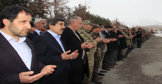 cenaze-002.jpg cenaze-002.jpg