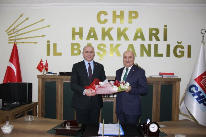 chp-hakkari-il-baskanliginda-devir-teslim-toreni.jpg