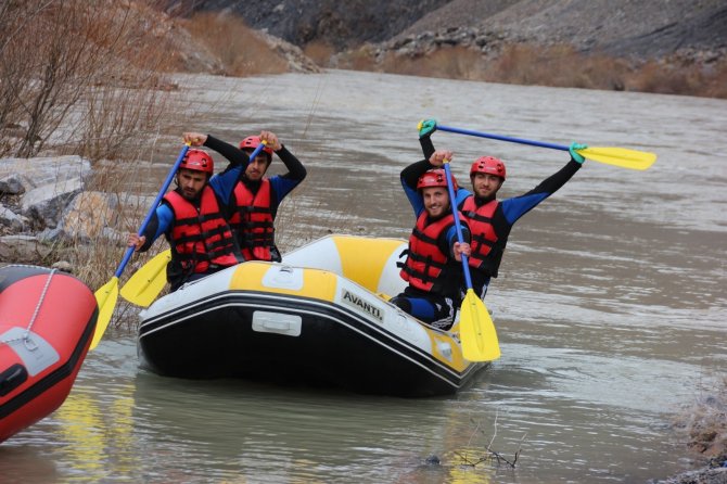 cilo-rafting-kulubu-1.jpg