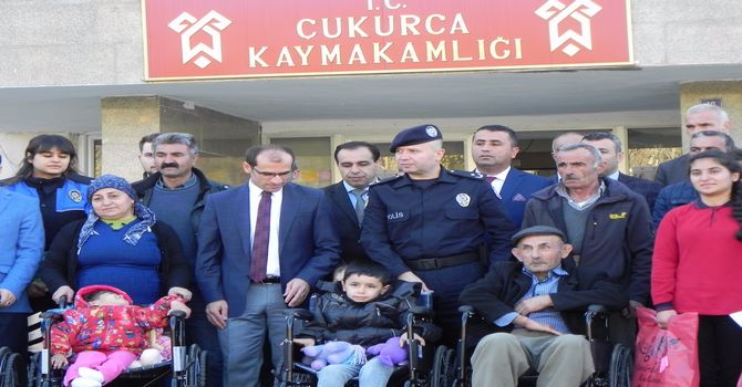cukurca-polisi-engelli-ziyaret-2.jpg