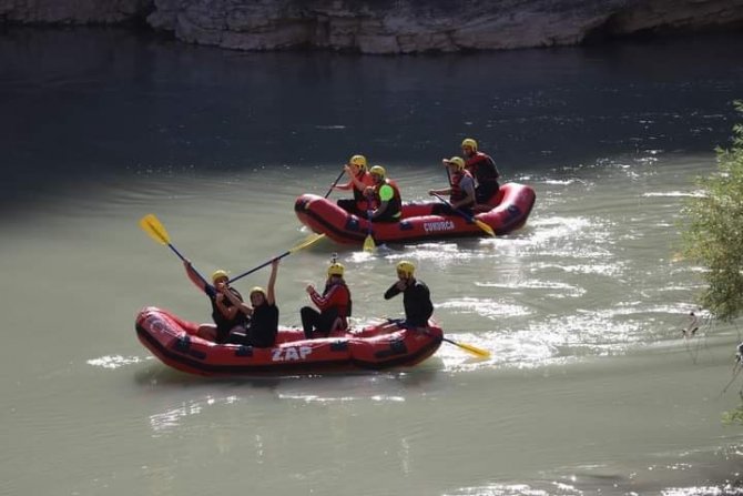 cukurcada-rafting-heyecani-devam-ediyor-3.jpg