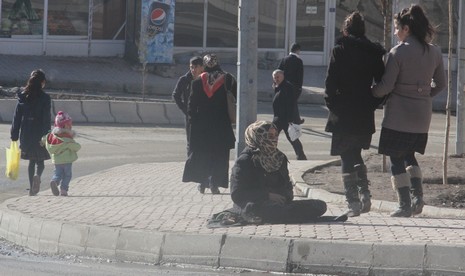 dilenci-222.jpg dilenci-222.jpg