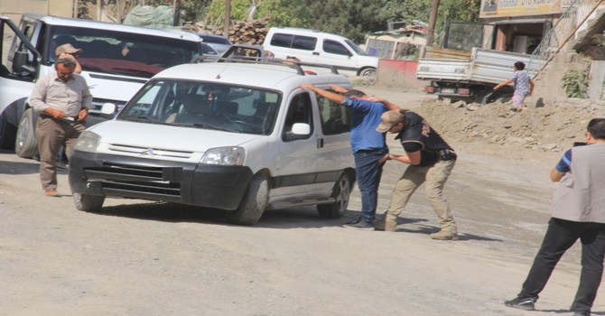 hakkari’de-“turkiye-huzur-arife-2-uygulamasi-m.jpg