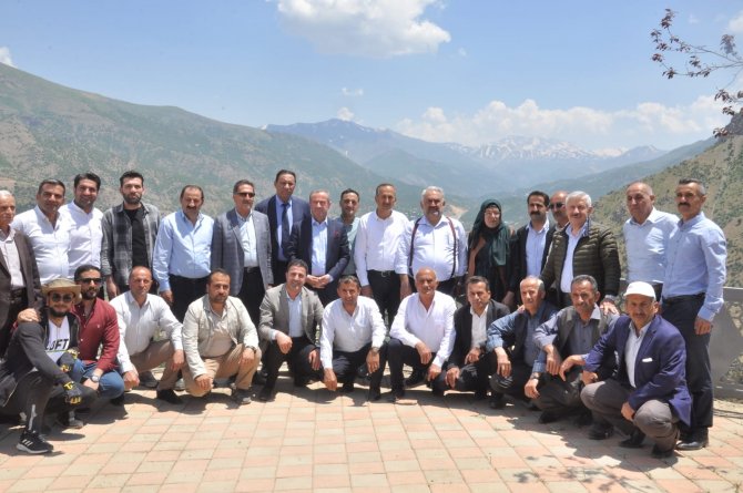 hakkari-ak-parti-semdinli-1.jpg