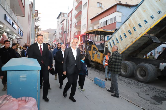 Vali Çelik "Gece denetiminde"