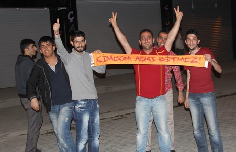 hakkari-de--galatasaray-coskusu-5.jpg