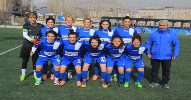 hakkari-gucuspor-3.jpg