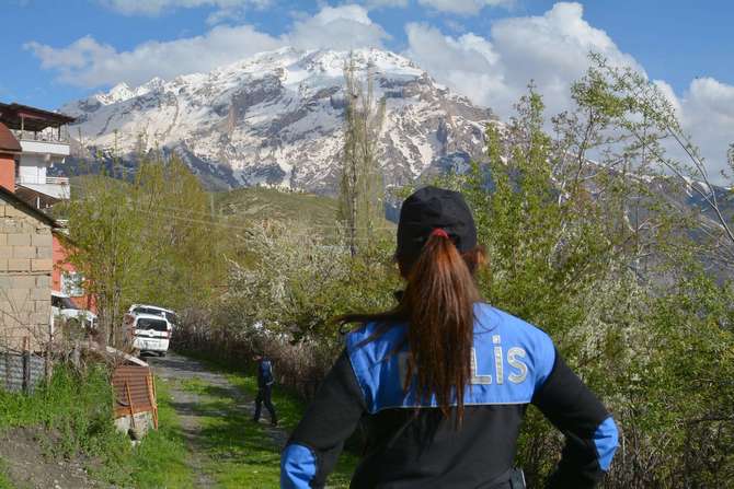 hakkari-polisi.jpg