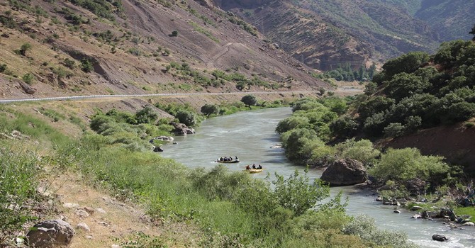 hakkari-rafting-2.jpg