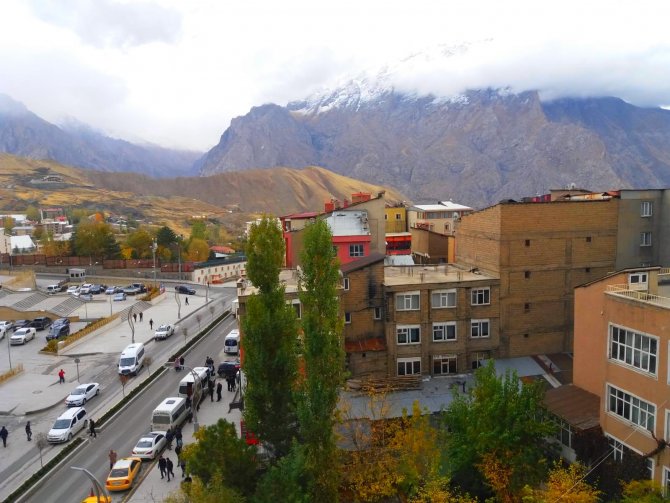 hakkari-sumbul-1.jpg