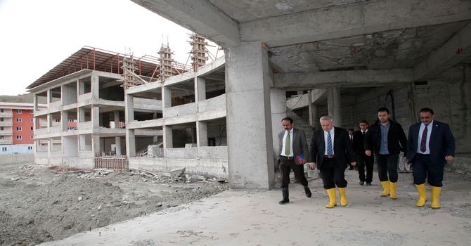 hakkari-universitesi-1-001.jpg