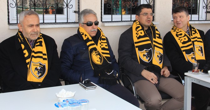 hakkarispor-diyarbakir-yolspor-maci-2.jpg