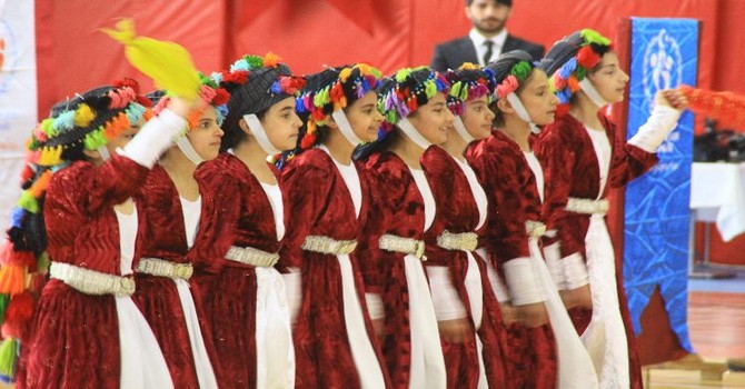halk-oyunlari-yarismasi-1.jpg