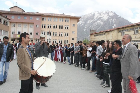 halk-oyunlari.jpg-5.jpg halk-oyunlari.jpg-5.jpg