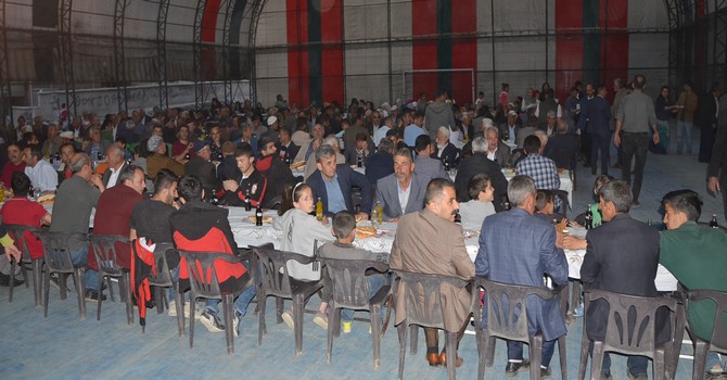 hdp-iftar-yemegi-m.jpg